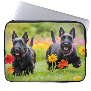 Funda Para Portátil Pranqueando territorios escoceses en hierba y flor