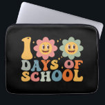 Funda Para Portátil Profesores Retro Groovy 100 días 0f<br><div class="desc">Niños Maestros Retro Groovy 100 días felices 100 días de clases</div>