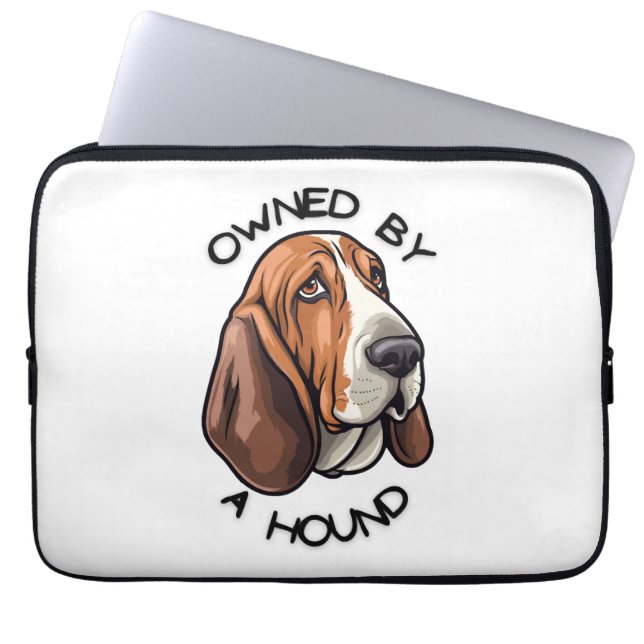 Funda Para Portátil Propiedad de alguien de Basset Hound (Frente)