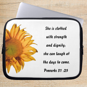 Funda Para Portátil Proverbios 31:25 Semicírculo de girasol contra Per
