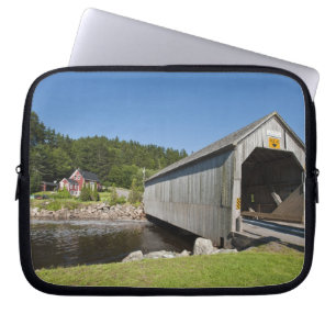 Funda Para Portátil Puente cubierto del río Irish, St. Martins, Nuevo