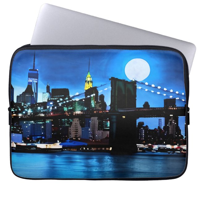 Funda Para Portátil Puente de Brooklyn bajo una luna llena (Frente)