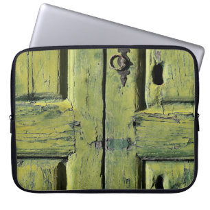 Funda Para Portátil Puerta de 2 paneles de madera marrón cerrada