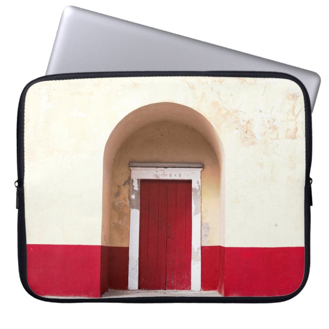 FUNDA PARA PORTÁTIL PUERTA DE MADERA ROJA (Frente)