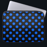 Funda Para Portátil Puntos de polka azul y negro<br><div class="desc">Puntos de polka azul y negro</div>