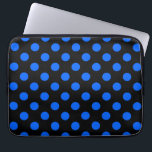 Funda Para Portátil Puntos de polka azul y negro<br><div class="desc">Puntos de polka azul y negro</div>