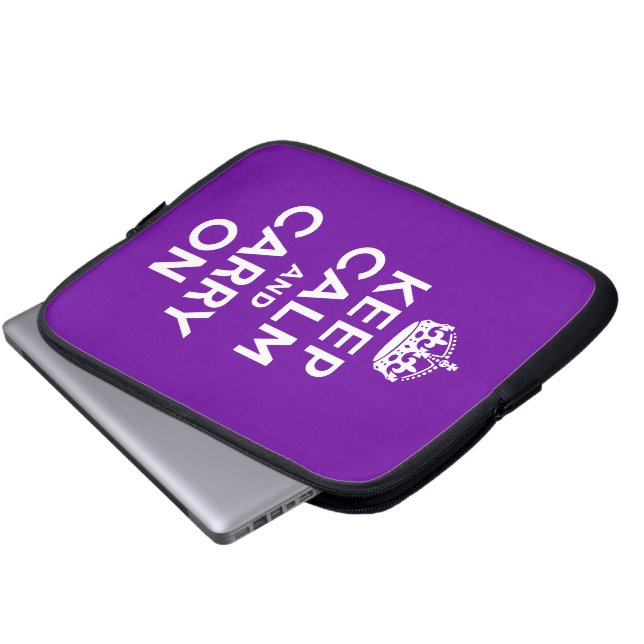 Funda Para Portátil Púrpura mantener la calma y continuar (Inferior anverso)