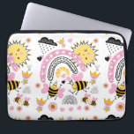Funda Para Portátil Queen BEES BFF, Baby Girl, Girly Gifts Pink<br><div class="desc">Estamos entusiasmados y zumbando con estos super adorables regalos de Save the Bee, artículos decorativos y accesorios. Los campos de plantilla de texto le permiten agregar su propio slogan, salven la frase de abejas, cito, divertido, amigable, de sensibilización. ¿Qué podría alegrar más tu día que esto? Todos los regalos de...</div>