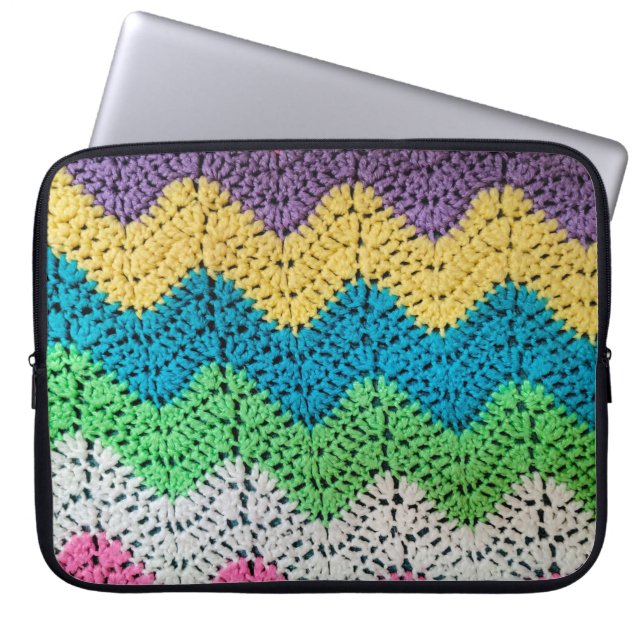 Funda Para Portátil Rainbow Crochet Design  (Frente)