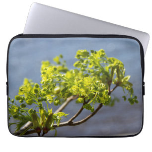 Funda Para Portátil Rama verde suave en el viento