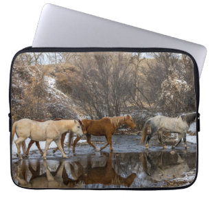 Funda Para Portátil Rancho de Caballos Hideout