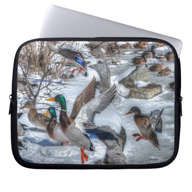 Funda Para Portátil Regalo de vida silvestre Flying Mallard Ducks (Frente)