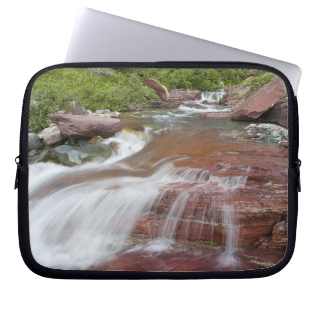 Funda Para Portátil Roca roja en Baring Creek en Glacier National (Frente)