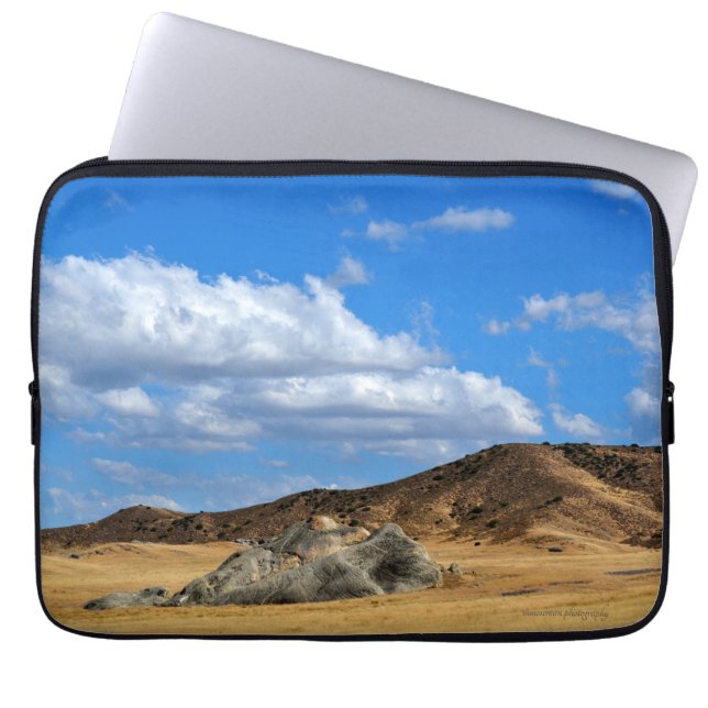 Funda Para Portátil Rock pintado en la llanura (Frente)