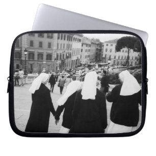 Funda Para Portátil Roma Italia, ¡Patrulla de monjas! (NR)