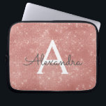 Funda Para Portátil Rosa Rosa Rosa Dorada Esparkle Monograma moderno N<br><div class="desc">Manga de nombres de monograma modernos con espuma de oro rosa. Esta manga se puede personalizar para incluir su nombre inicial y su nombre de pila.</div>