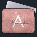 Funda Para Portátil Rosa Rosa Rosa Dorada Esparkle Monograma moderno N<br><div class="desc">Manga de nombres de monograma modernos con espuma de oro rosa. Esta manga se puede personalizar para incluir su nombre inicial y su nombre de pila.</div>