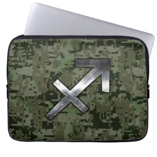 Funda Para Portátil Rótulo Sagittarius Zodiac en camuflaje de Woodland