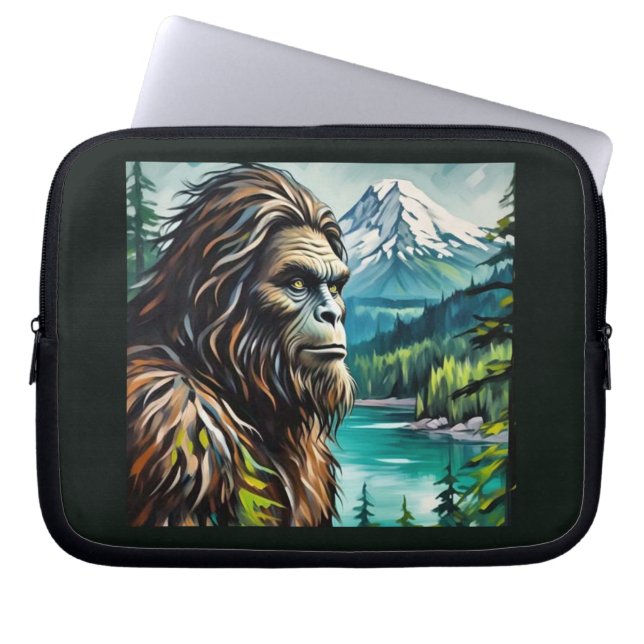 Funda Para Portátil Sasquatch en las montañas (Frente)