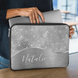 Funda Para Portátil Silver Glitter Glam Bling Personalized Metallic<br><div class="desc">Easily personalize this silver brushed metal and glamorous faux glitter patterned laptop sleeve with your own custom name.</div>