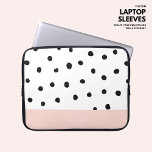 Funda Para Portátil Simple y moderno Punto de Polka Rosa Rubor Persona<br><div class="desc">Útil y moda... ¿qué más podría desear un chica? Haz que este sencillo y moderno mango de portátil rosa de color rosa sea exclusivo de los tuyos,  compre personalizarlo con tu nombre.</div>