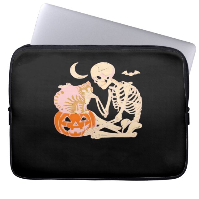 Funda Para Portátil Skeleton abrazando a un gato Halloween clase de ga (Frente)