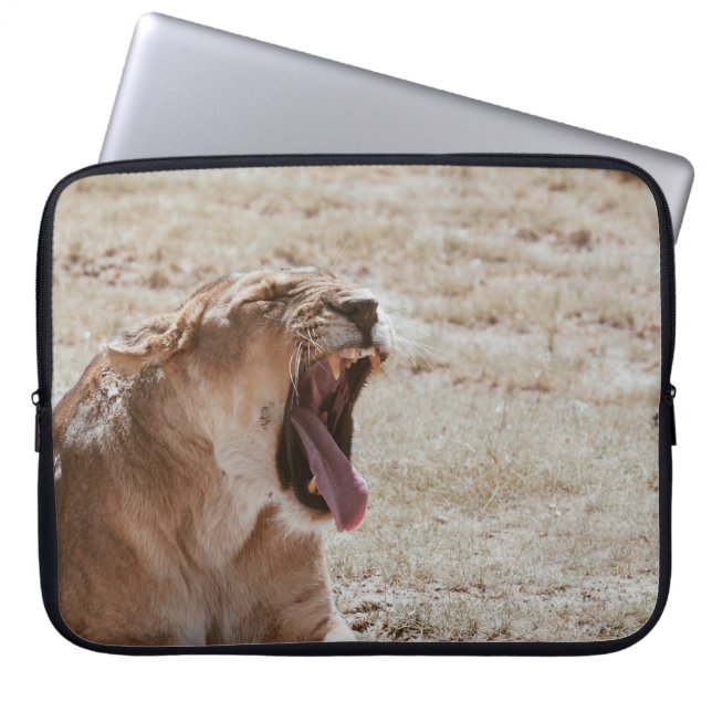 FUNDA PARA PORTÁTIL SLEEPY LION (Frente)