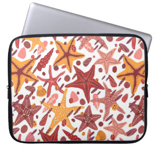 Funda Para Portátil Starfishes, cáscaras y piedras de víspera plana