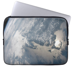 Funda Para Portátil Sunglint En Las Aguas De La Tierra.