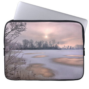 Funda Para Portátil Superficie Congelada Río Po, Piamonte, Italia