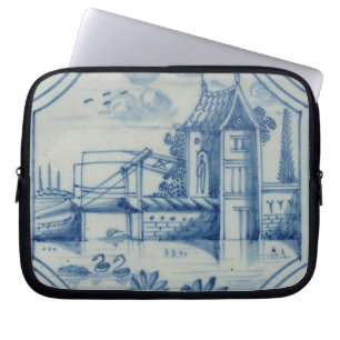 Funda Para Portátil Teja de Delft que muestra un puente levadizo sobre