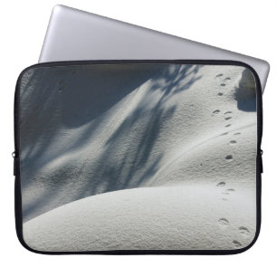 Funda Para Portátil Tejidos florales azules y blancos