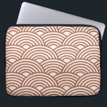 Funda Para Portátil Terracota de óxido de onda de Seigaiha japonesa<br><div class="desc">Ola Seigaiha japonesa - Negro y blanco - Patrón - Arroz,  tonos de la Tierra,  Terracota.</div>