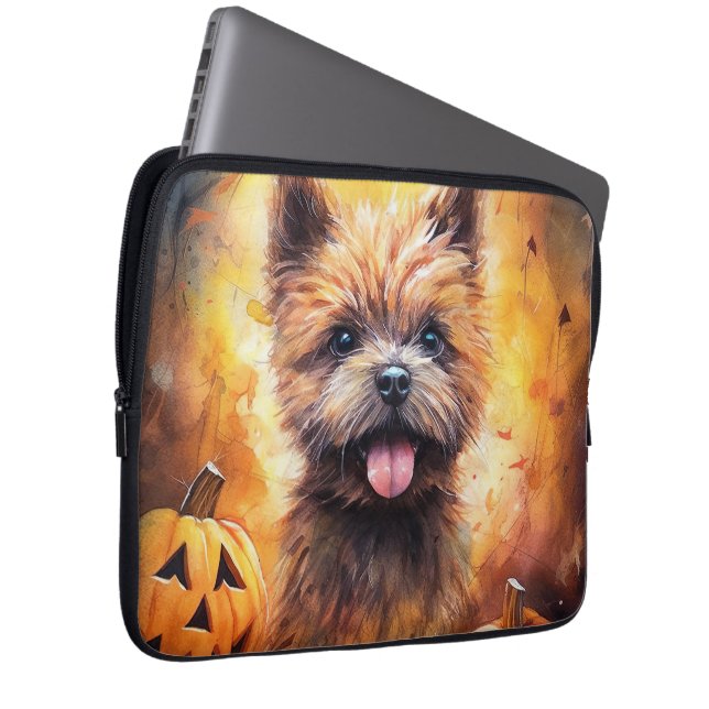 Funda Para Portátil Terrier de Cairn de Halloween con calabazas aterra (Anverso derecho)