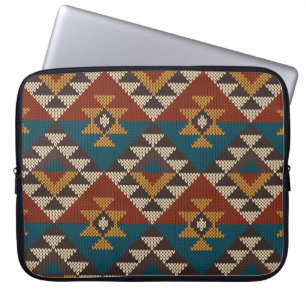 Funda Para Portátil Textura de punto de lana tribal azteca.