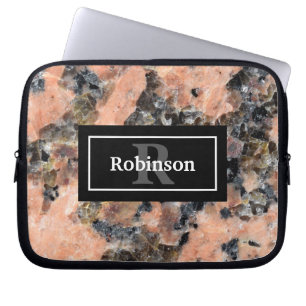 Funda Para Portátil Textura de roca granítica rosa con nombre y monogr