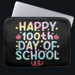 Funda Para Portátil Tie Dye Feliz 100° Día del Estudiante Docente Esco<br><div class="desc">Tie Dye Feliz 100° Día del Maestro Escolar Estudiante 100 Días Camiseta</div>