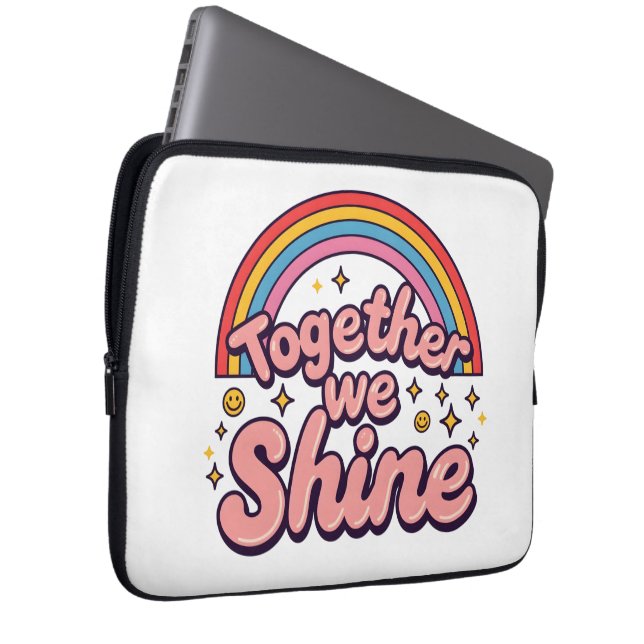 Funda Para Portátil Together We Shine – Rainbow Retro Pride Quote (Anverso derecho)