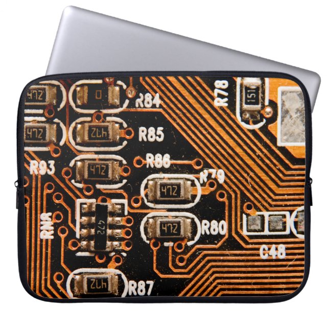 Funda Para Portátil toma macro del tablero de circuitos, cables, conde (Frente)