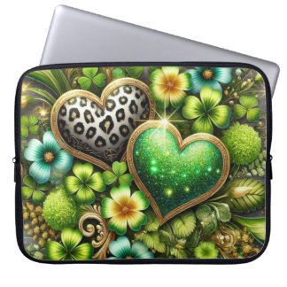 FUNDA PARA PORTÁTIL TONOS DE VERDE CORAZONES IRLANDESES TRÉBOLES Y FLO