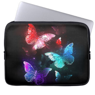 Funda Para Portátil Tres mariposas brillantes en el fondo nocturno