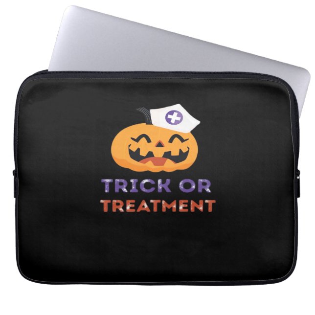 Funda Para Portátil Trick de enfermería de Halloween o camiseta clásic (Frente)