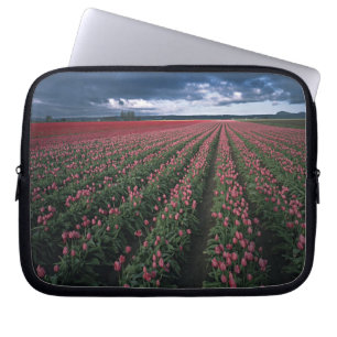 Funda Para Portátil Tulipanes brillantes rosados y rojos brillan bajo 