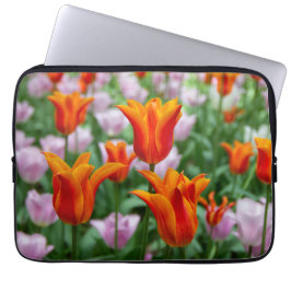 Funda Para Portátil Tulipanes naranja brillante en el parque