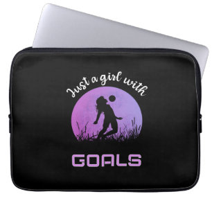Funda Para Portátil Un chica con goles y un bello fútbol