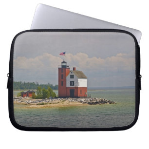 Funda Para Portátil Una vista de la Estación de Luz de Round Island.