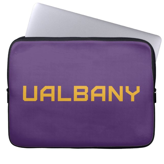 Funda Para Portátil Universidad de Albany Wordmark (Frente)