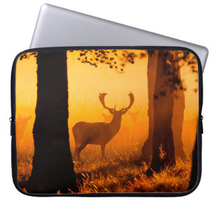 Funda Para Portátil Venado en un bosque danés, otoño, hermoso, denma