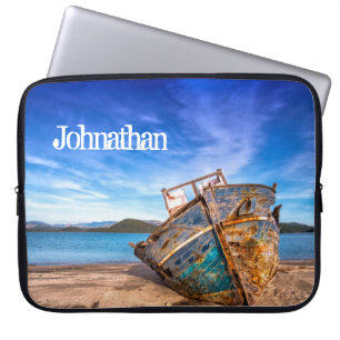 Funda Para Portátil Viejo barco azul a orillas del mar