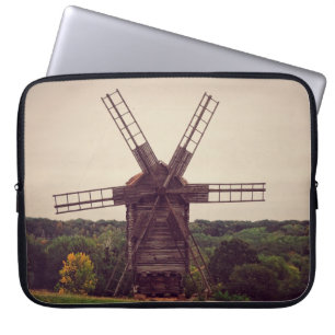 Funda Para Portátil Viejo molino de viento. Paisaje otoñal. Ukrainearc